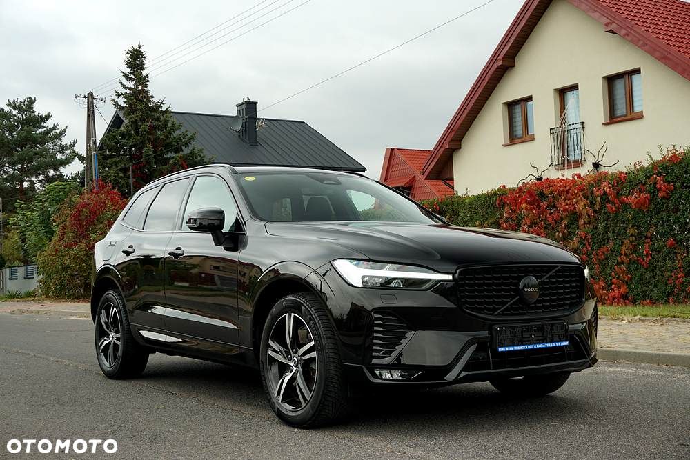 Volvo XC 60 B4 D Plus Dark - 20