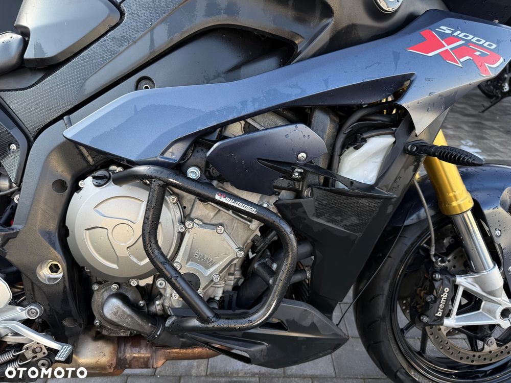 BMW S - 20