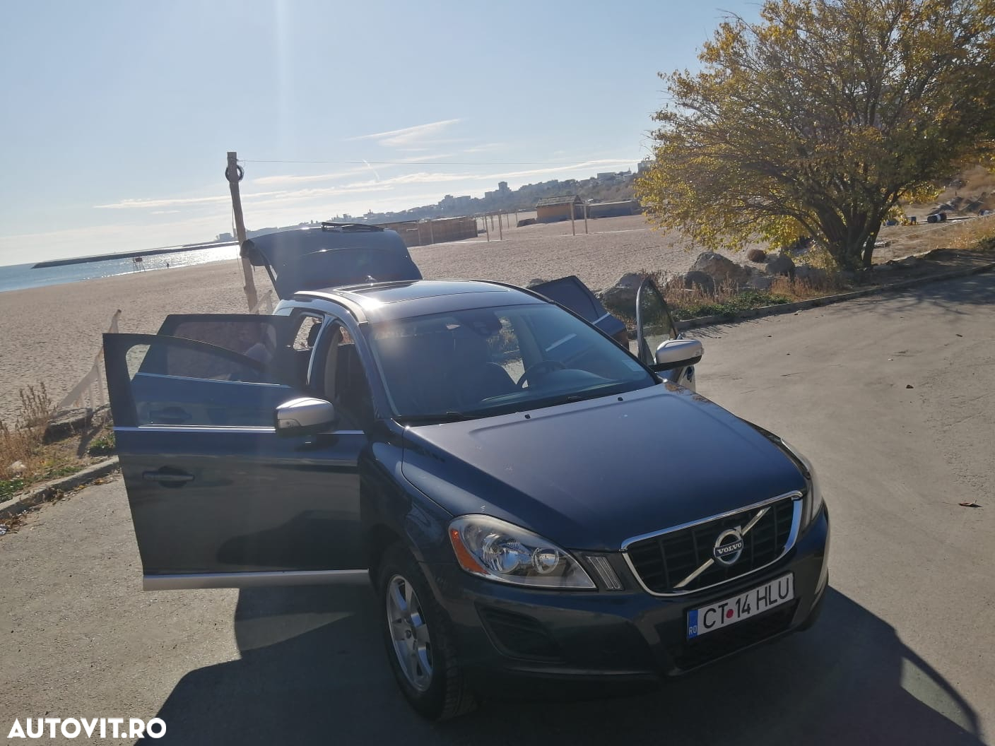 Volvo XC 60 2.4D AWD Aut. - 12