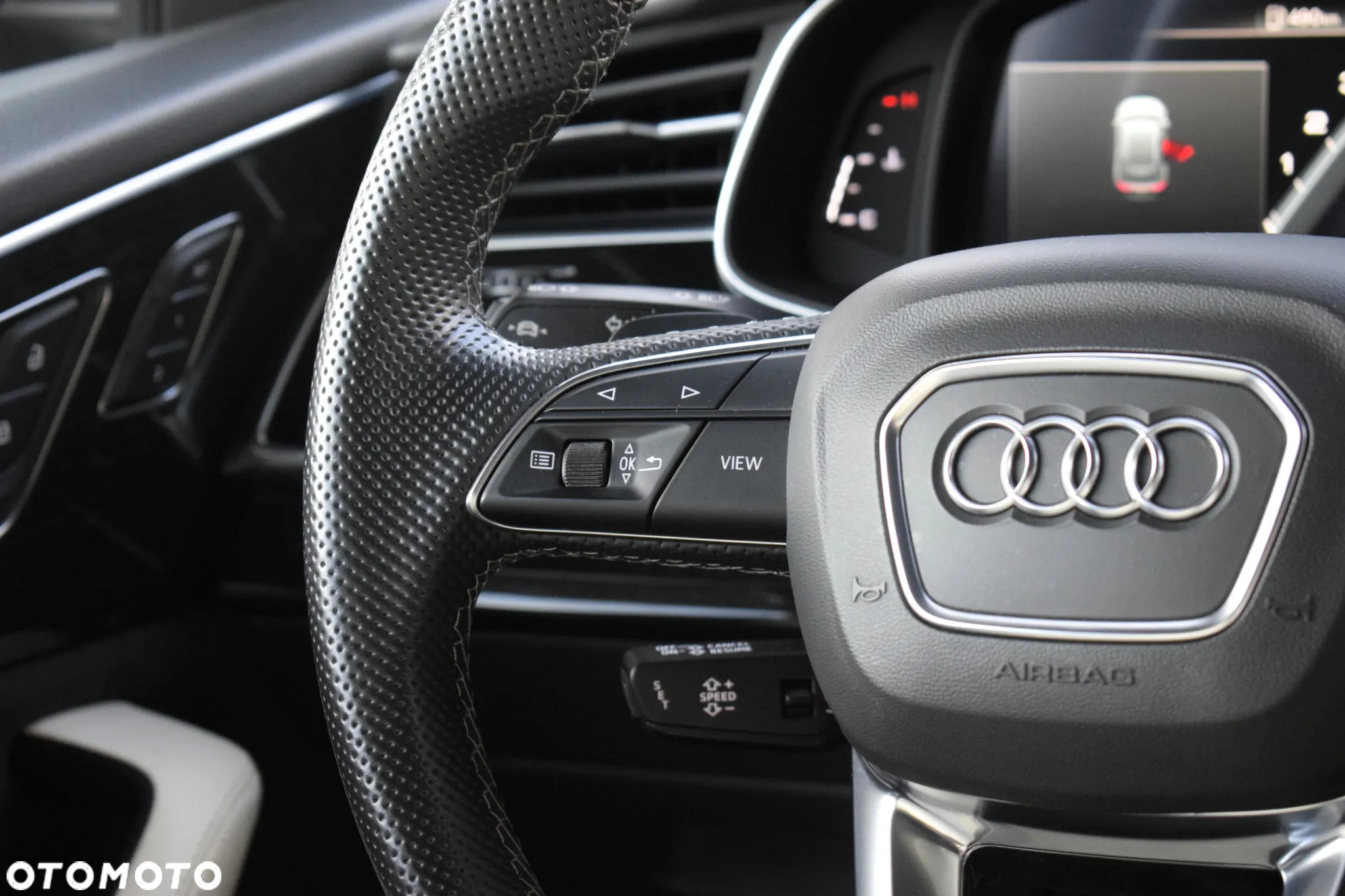 Audi SQ8 - 27