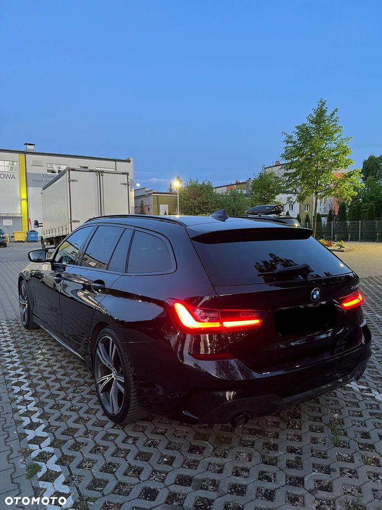 BMW Seria 3 320d Touring M Sport - 13