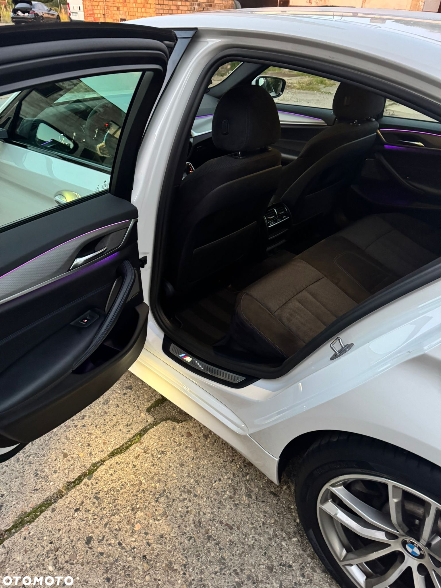 BMW Seria 5 520d xDrive M Sport sport - 14