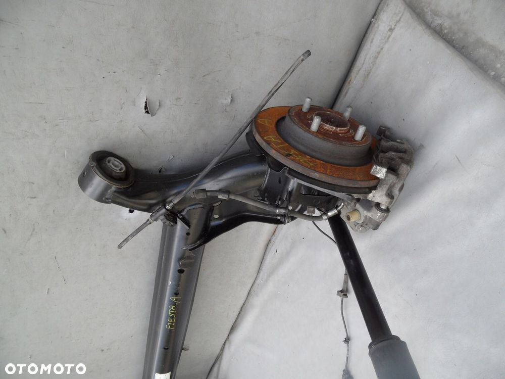 OŚ TYLNA BELKA ZAWIESZENIA TYŁ FORD FIESTA MK8 TARCZE IGŁA - 2