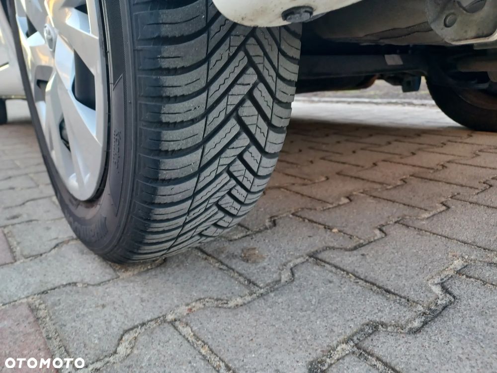 Toyota Yaris 1.5 VVT-i Selection - 14