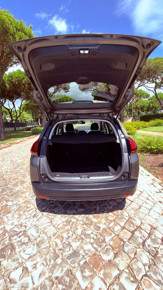 Peugeot 2008 1.2 PureTech Style - 10