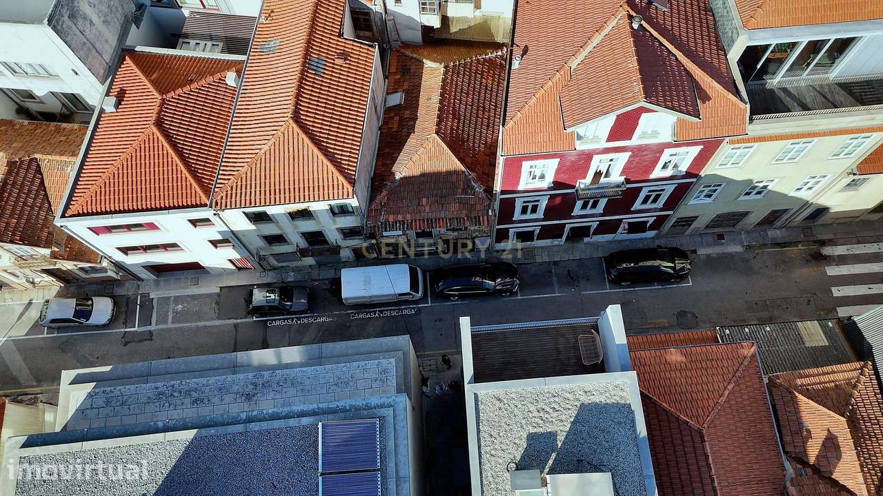 Investimento na Foz | Casa 130m² para Reabilitação | 2ª Linha de Mar - - Grande imagem: 2/7