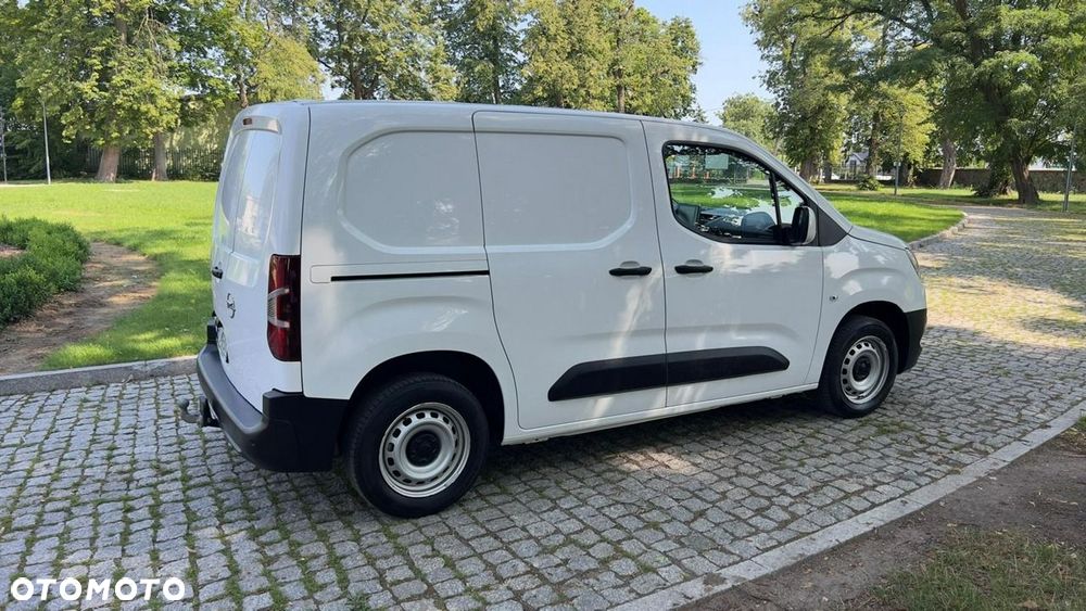Opel Combo - 21