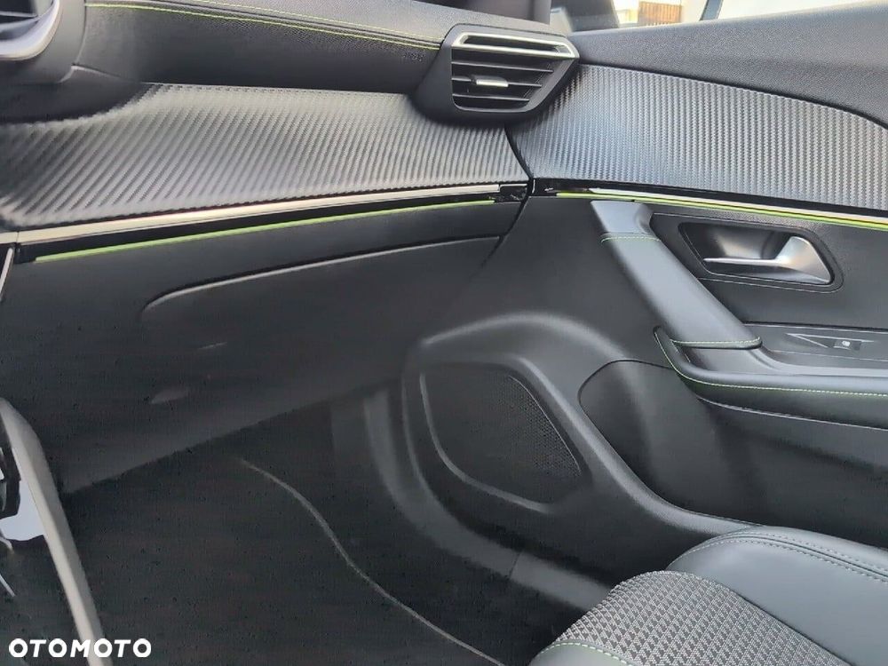 Peugeot 2008 1.2 PureTech GT S&S EAT8 - 15