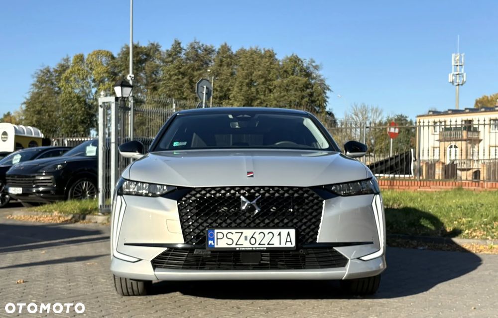 DS Automobiles DS 4