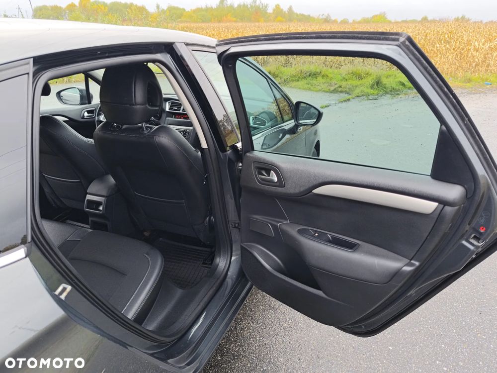 Citroën C4 1.6 VTi Exclusive - 19