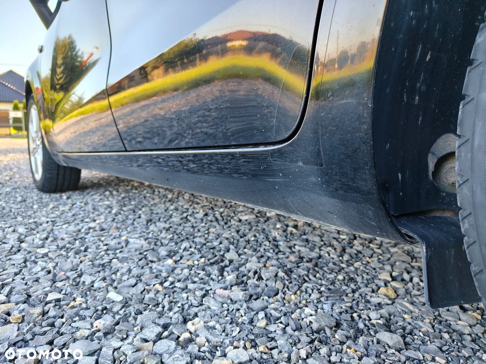 Kia Rio - 9