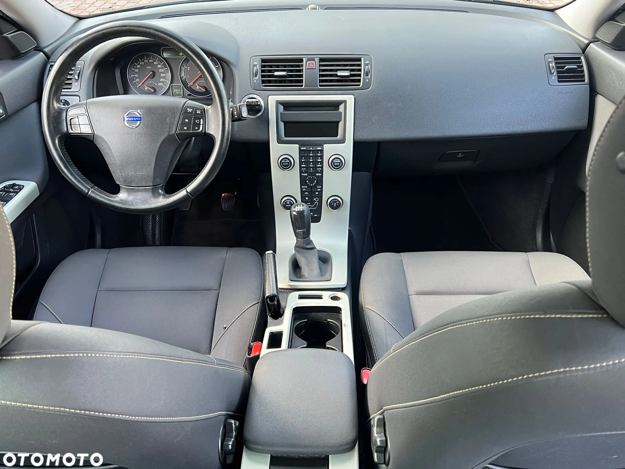 Volvo V50 - 21