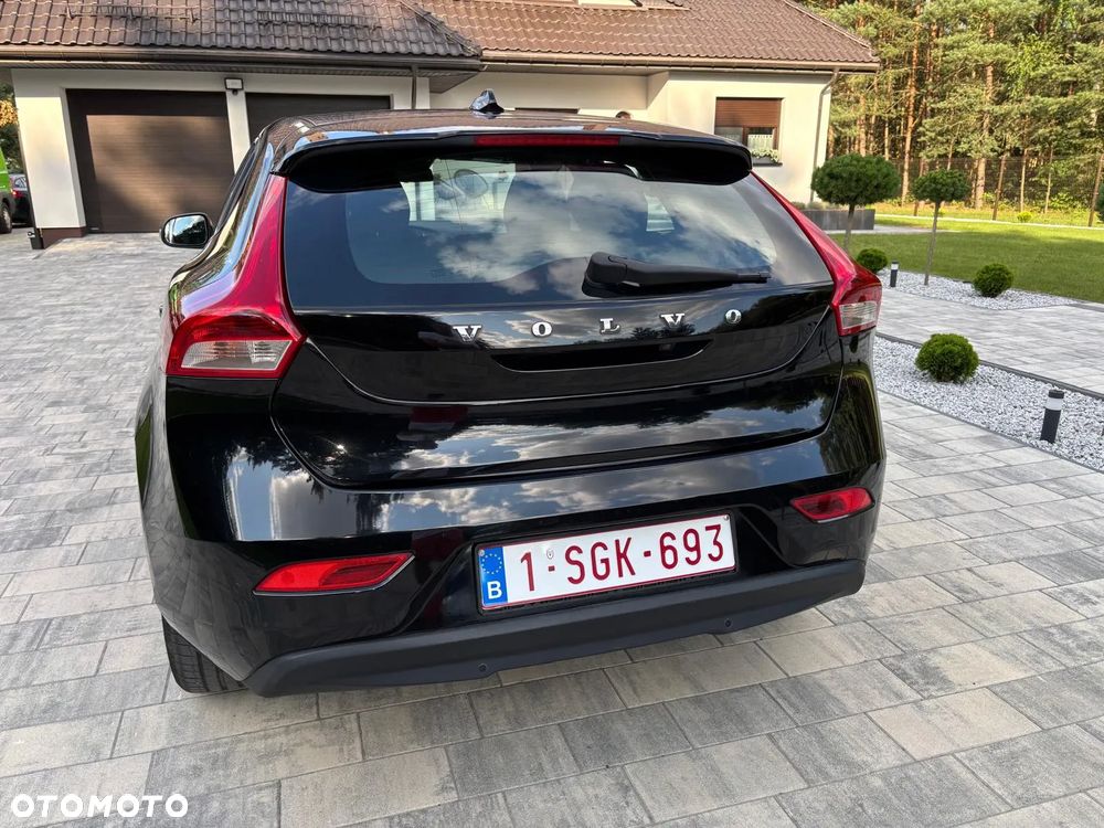 Volvo V40 D2 Kinetic - 9