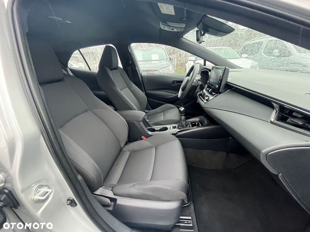 Toyota Corolla 1.2 T Active - 28