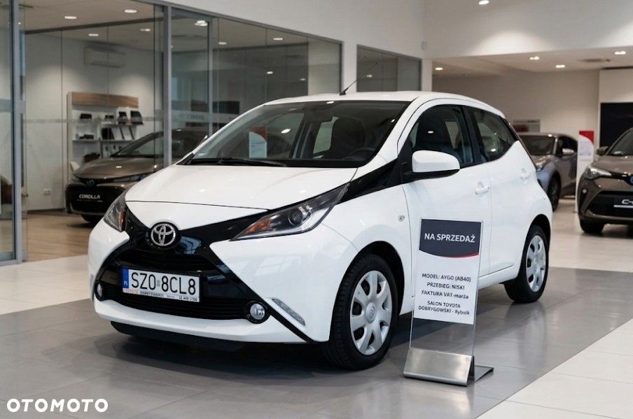 Toyota Aygo x-play touch - 32