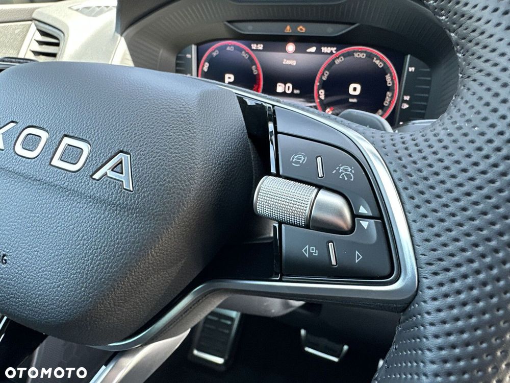 Skoda Karoq 1.5 TSI ACT Sportline DSG - 17