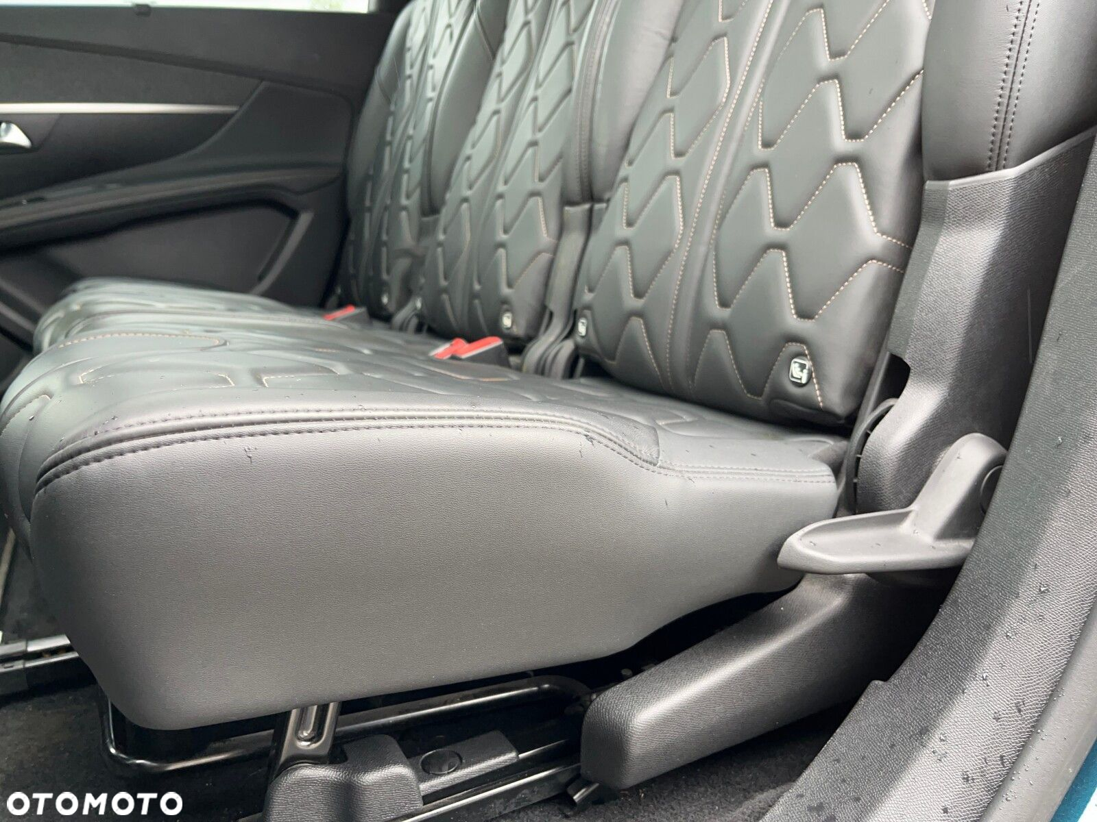 Peugeot 5008 - 15