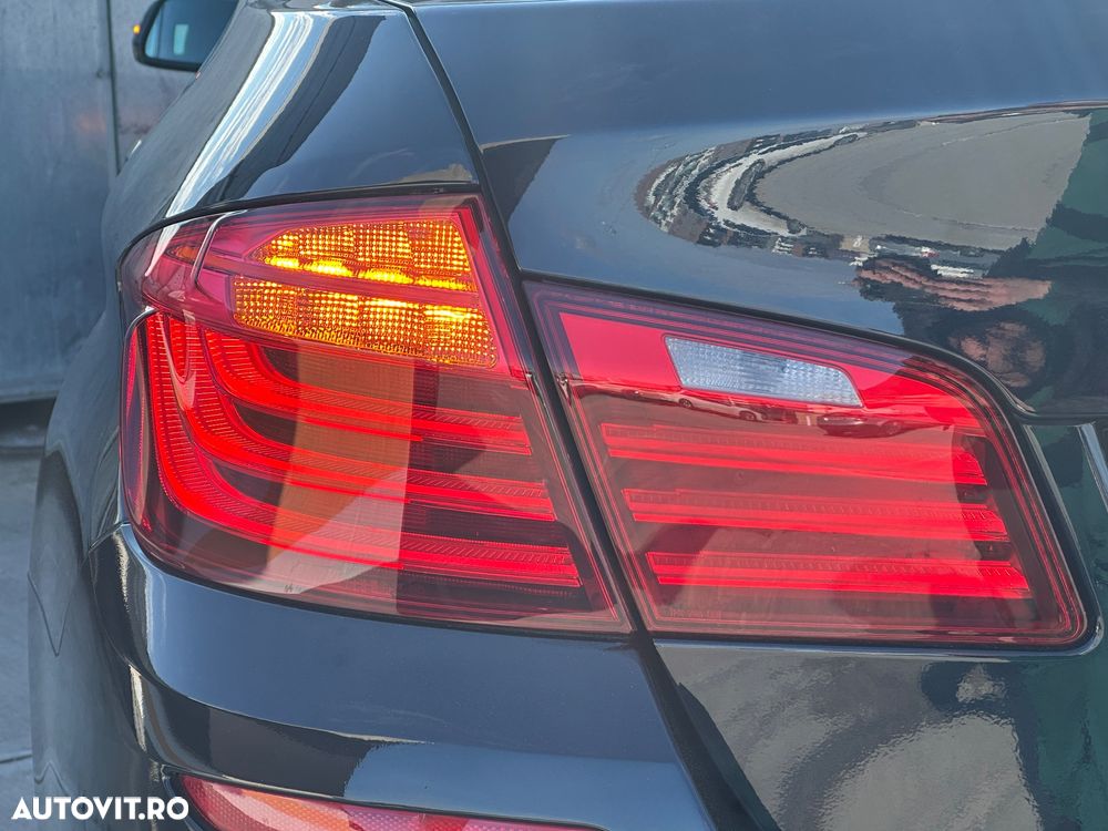 BMW Seria 5 520d xDrive Aut. Luxury Line - 17