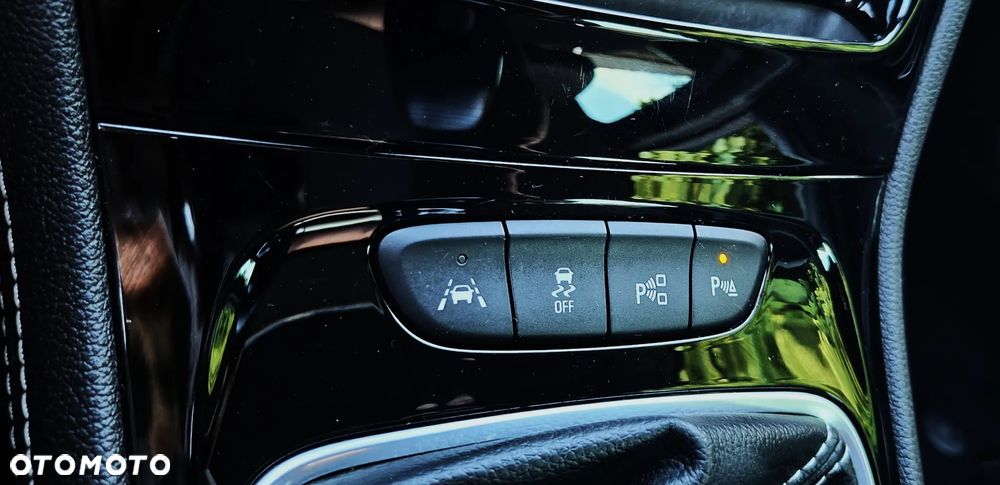 Opel Astra 1.4 Turbo Start/Stop Innovation - 10