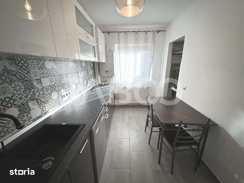 Apartament etaj 3 decomandat cu 3 camere 2 bai 2 balcoane Strand Sibiu — fotografia 3