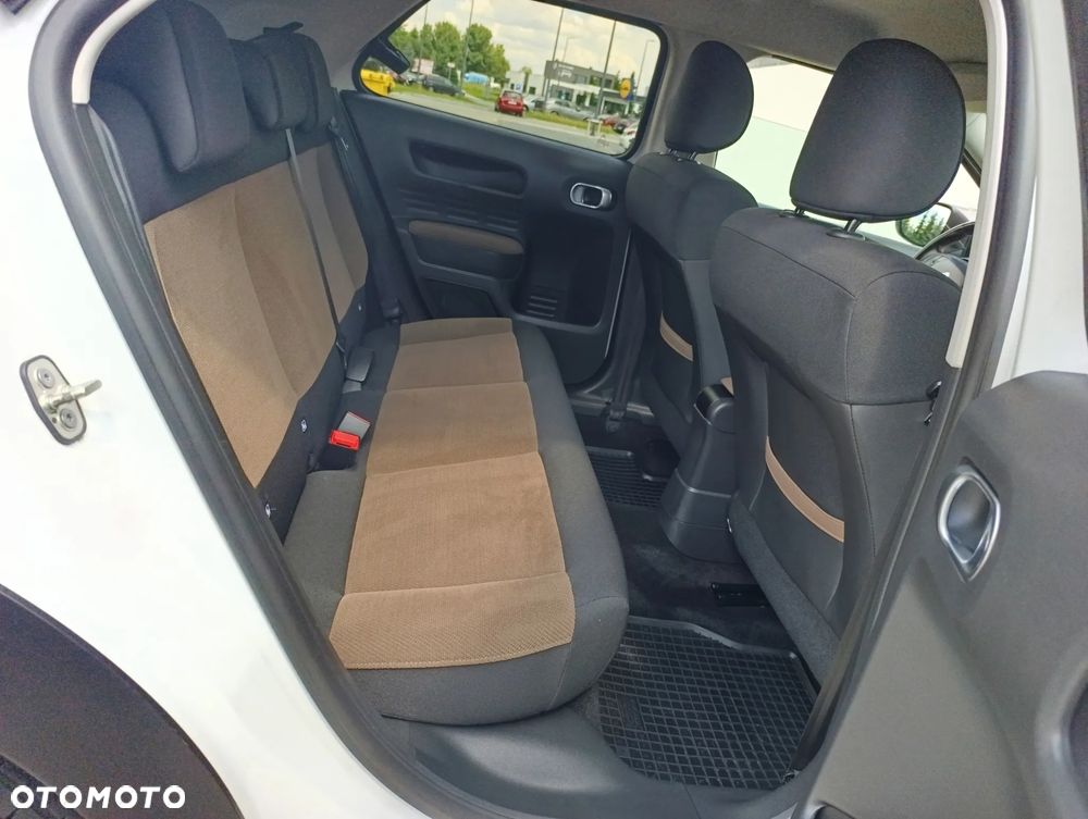 Citroën C4 Cactus 1.2 PureTech Live EU6 - 15