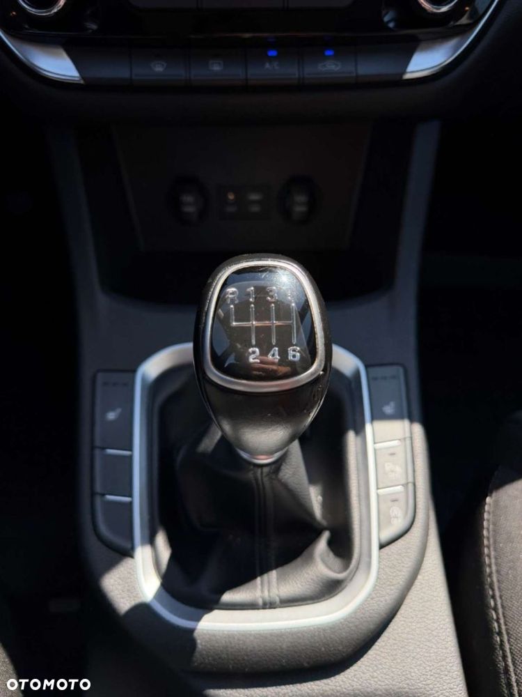 Hyundai i30 1.4 T-GDI Style - 32