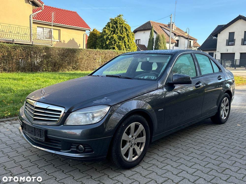 Mercedes-Benz Klasa C 180 T BlueEFFICIENCY 7G-TRONIC - 1