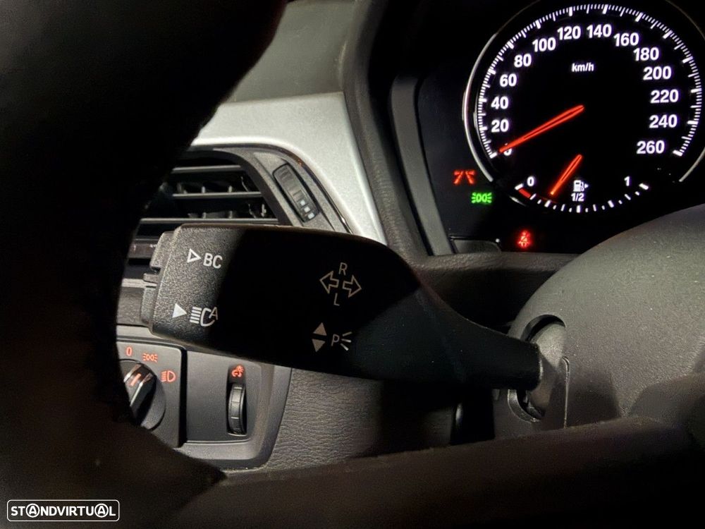 BMW X1 18 i sDrive Advantage Auto - 26