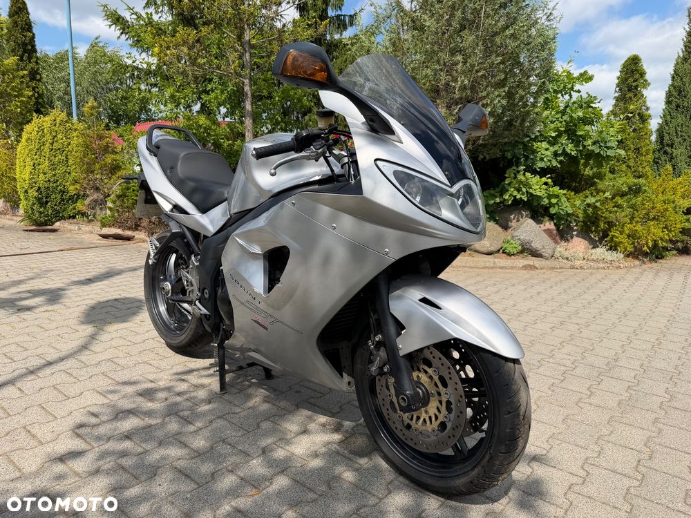 Triumph Sprint - 1