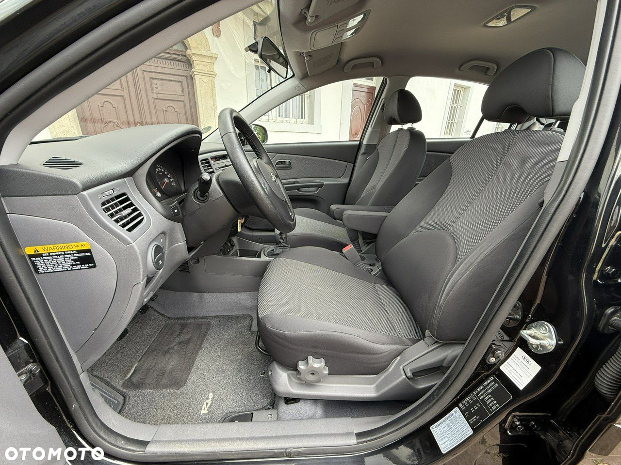 Kia Rio 1.4 Comfort - 30