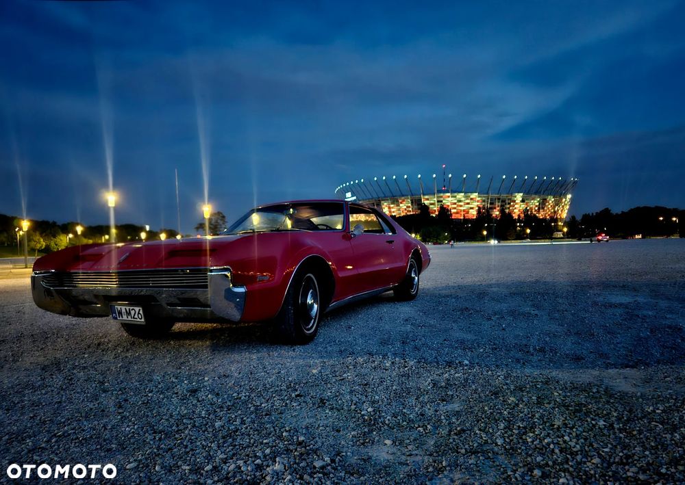Oldsmobile Toronado - 22