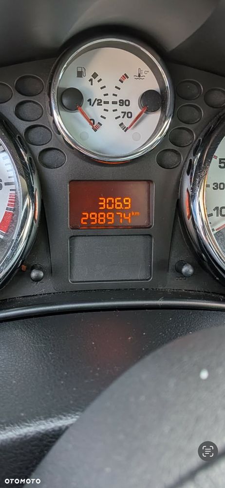 Peugeot 207 - 12