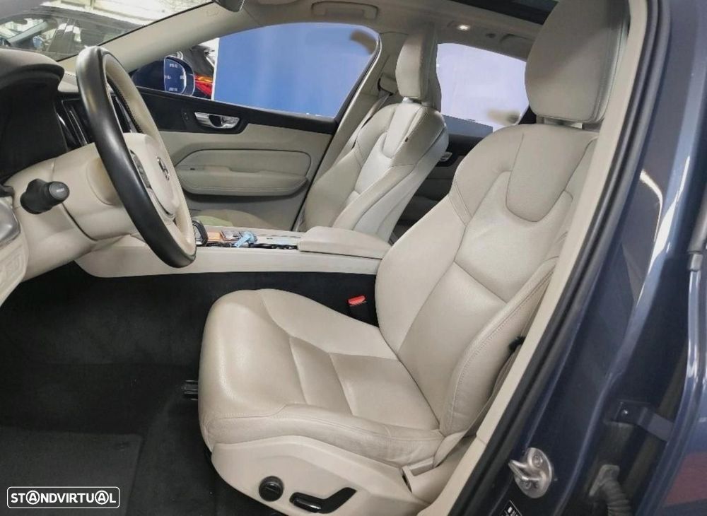 Volvo XC 60 2.0 T6 PHEV Inscription Expression AWD - 4