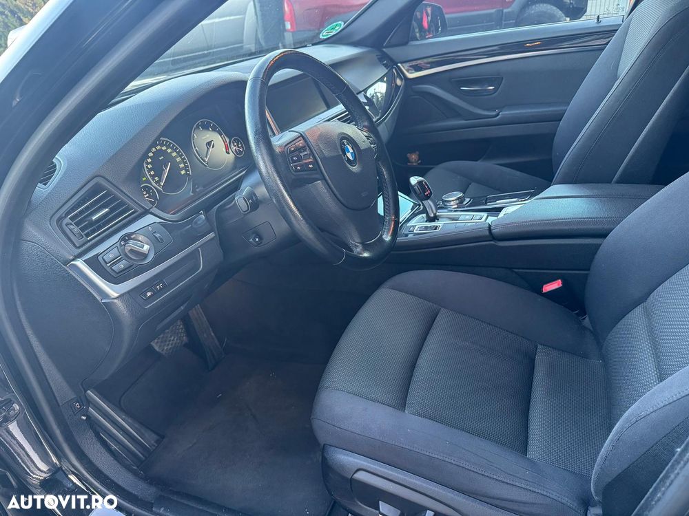 BMW Seria 5 520d Aut. Edition Fleet Sport - 4