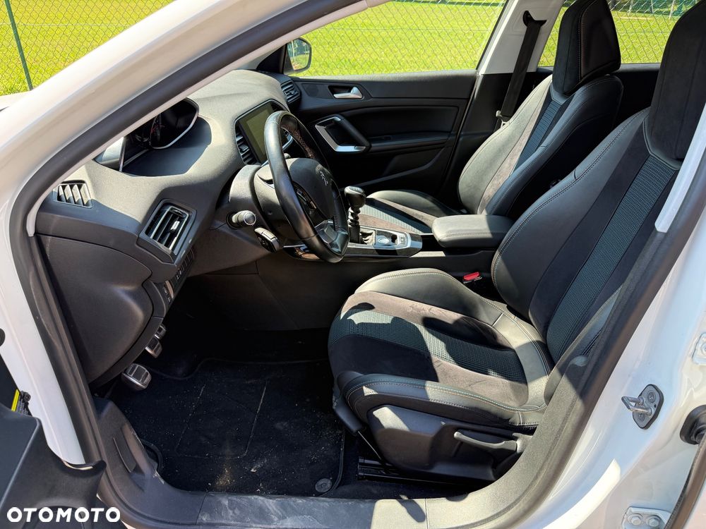 Peugeot 308 BlueHDi FAP 130 Stop & Start Tech Edition - 30