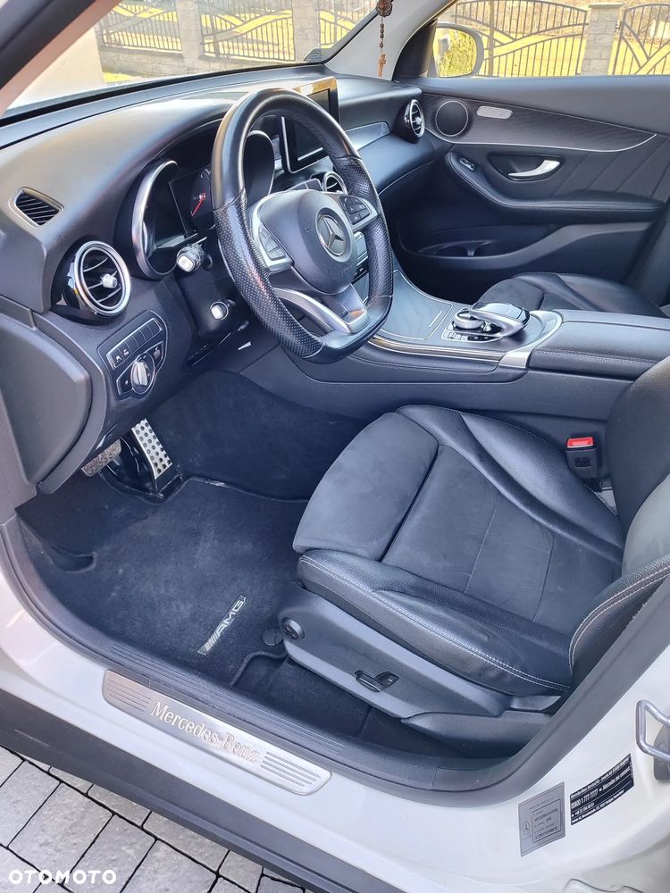 Mercedes-Benz GLC - 11