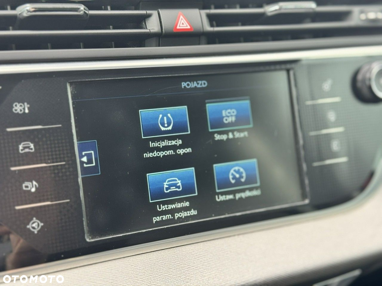 Citroën C4 Grand Picasso - 38