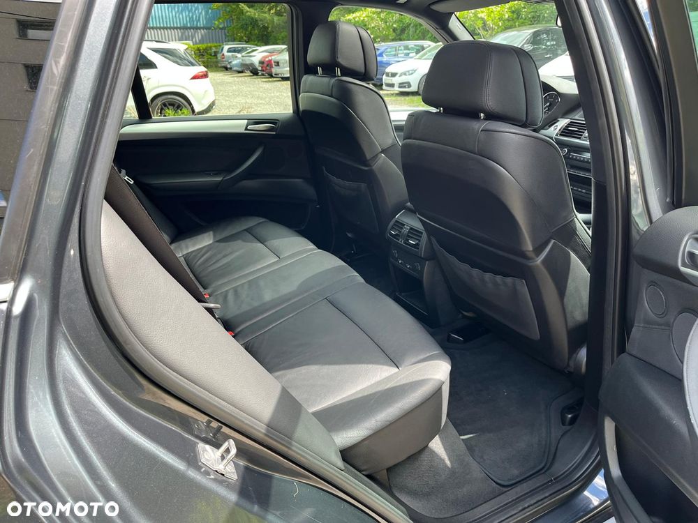 BMW X5 xDrive40d Edition Exclusive - 17