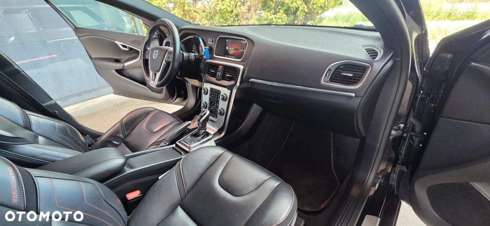 Volvo V40 T3 Geartronic Ocean Race - 37
