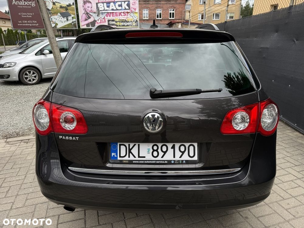 Volkswagen Passat 1.6 - 12