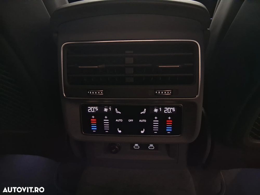 Audi Q8 55 TFSI quattro Tiptronic MHEV - 37