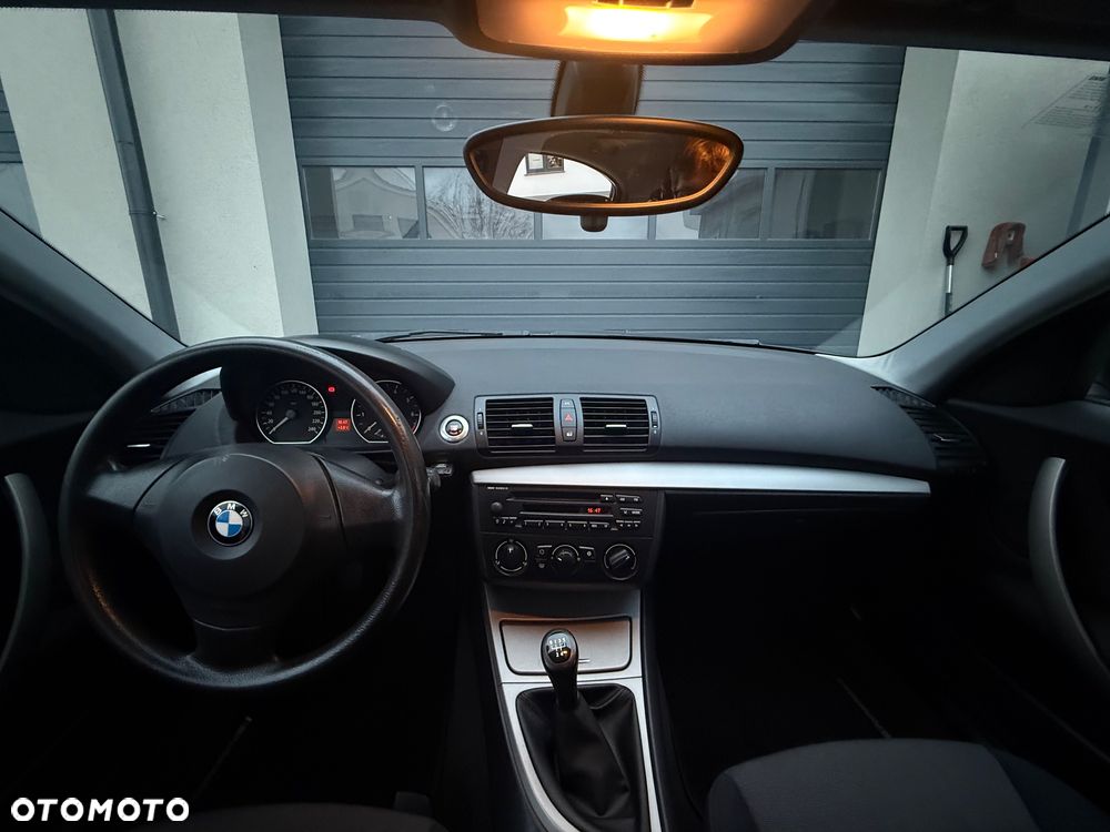 BMW Seria 1 - 11