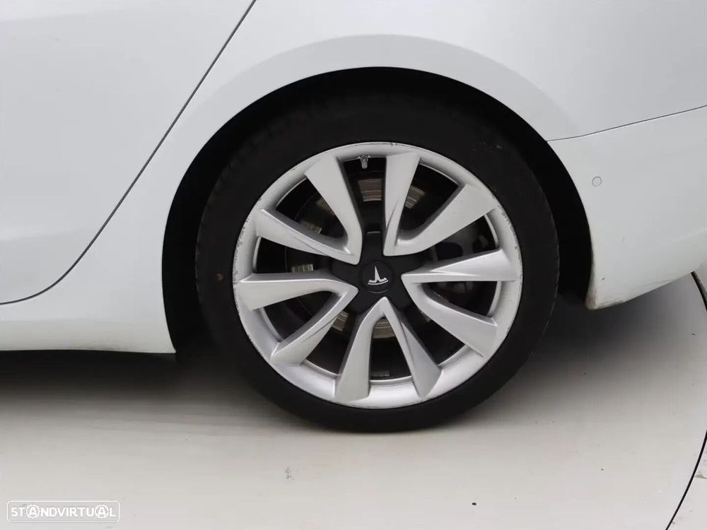 Tesla Model 3 Standard RWD Plus - 18