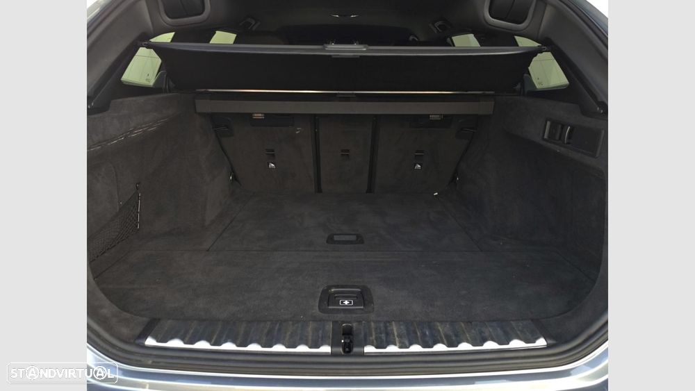BMW 320 d Pack Desportivo M Auto - 15