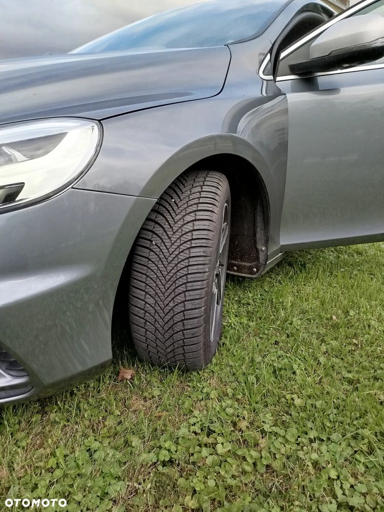 Volvo V40 - 10