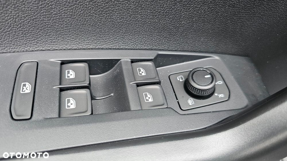 Volkswagen T-Cross - 28