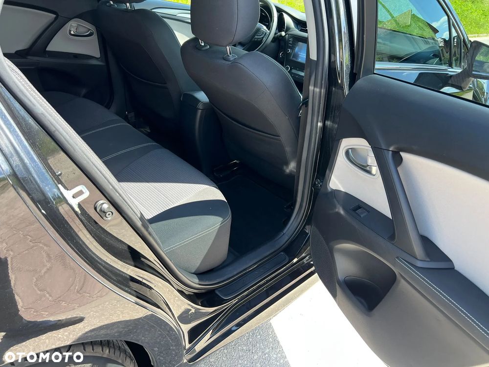 Toyota Avensis Touring Sports 1.8 Edition-S - 26