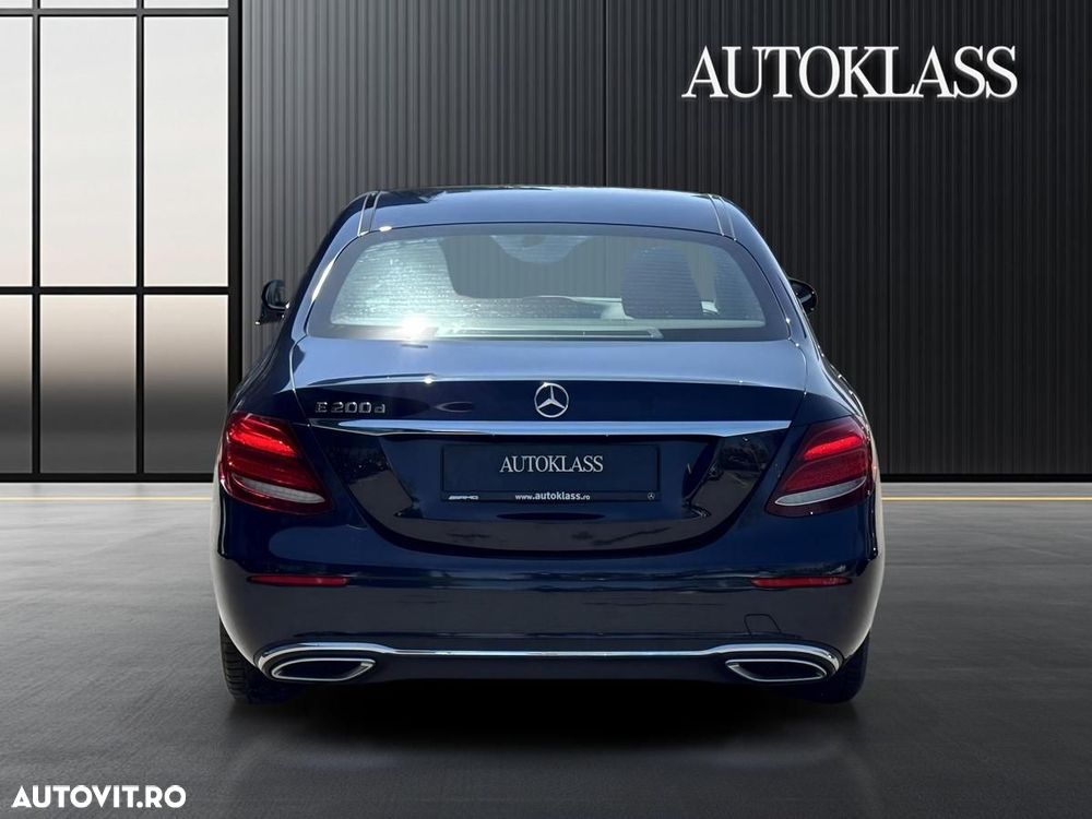 Mercedes-Benz E 200 d Aut. - 5