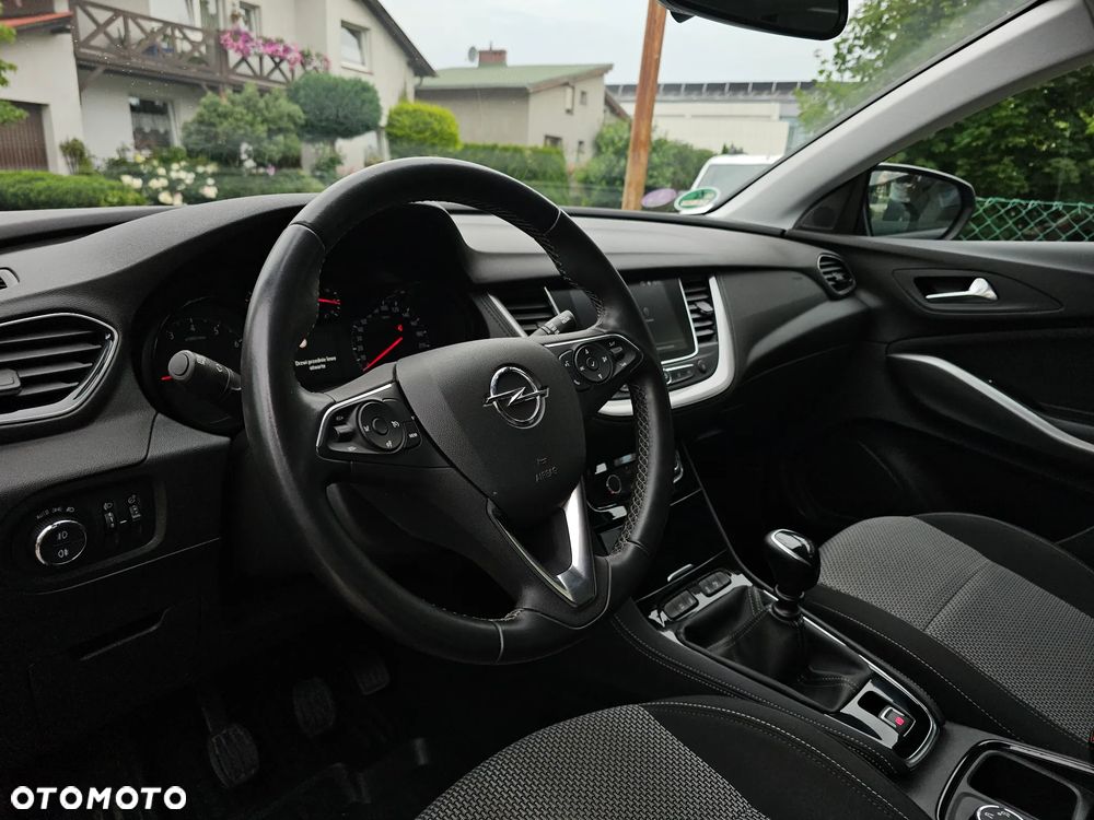 Opel Grandland X 1.2 T GPF Innovation S&S - 12