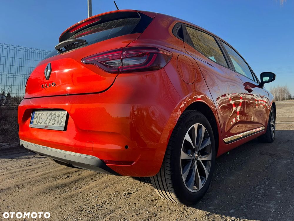 Renault Clio - 21